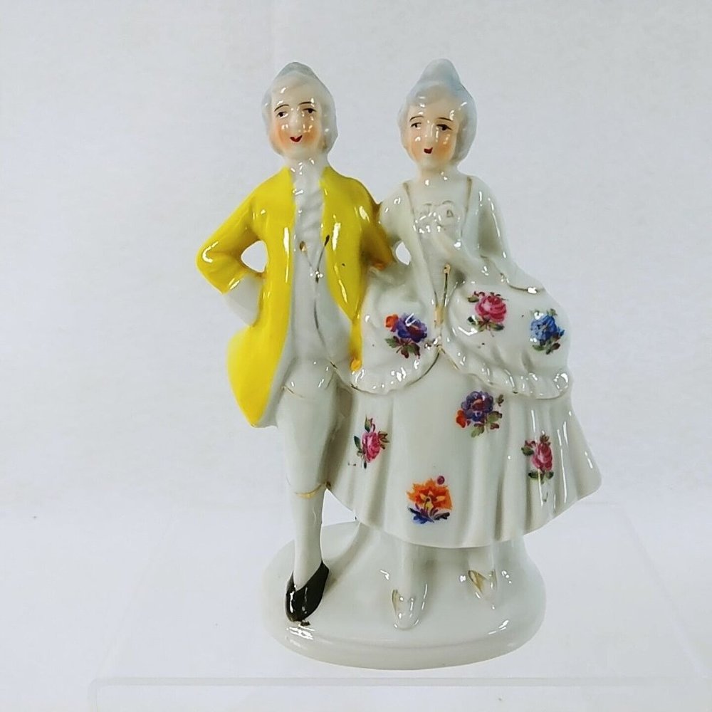 Colonial Couple Figurine Statue Gold Gilded Made in Japan 6.75" Tall